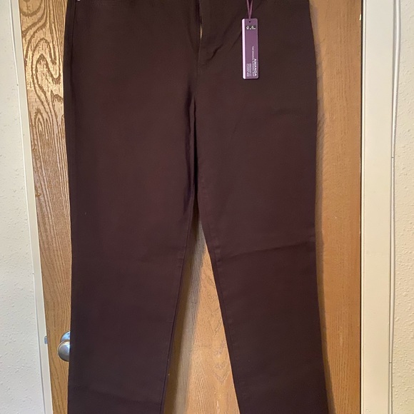 Gloria Vanderbilt Amanda Original Slimming Jeans - Size 12 - Picture 3 of 3